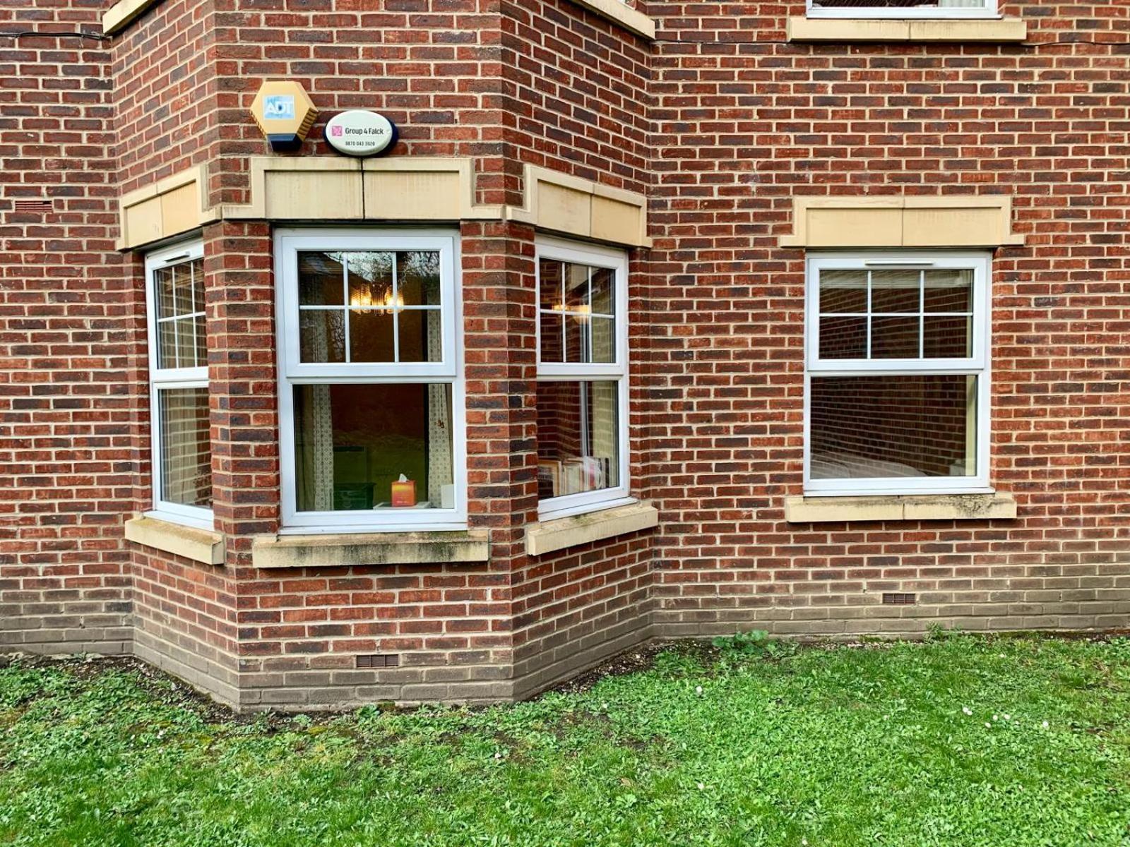Peaceful Garden View Apt. Close To Central London Londres Exterior foto
